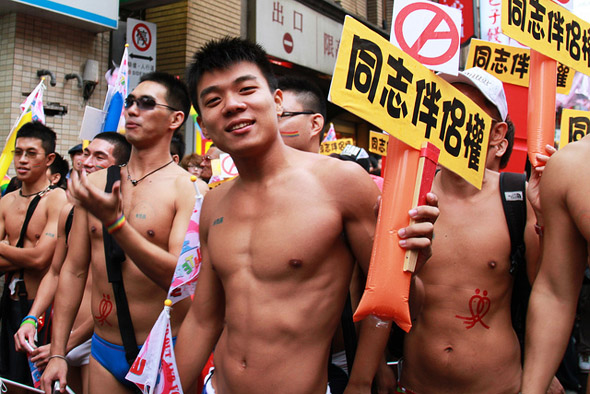 Featured image of post 同性恋不应该“出柜”的四种情况