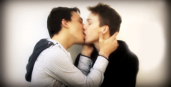 Featured image of post 关于那一段微小而宏大的爱情