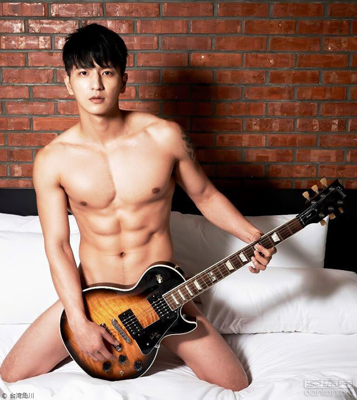 Featured image of post 小煜出健身书 抢攻Gay市场(图)